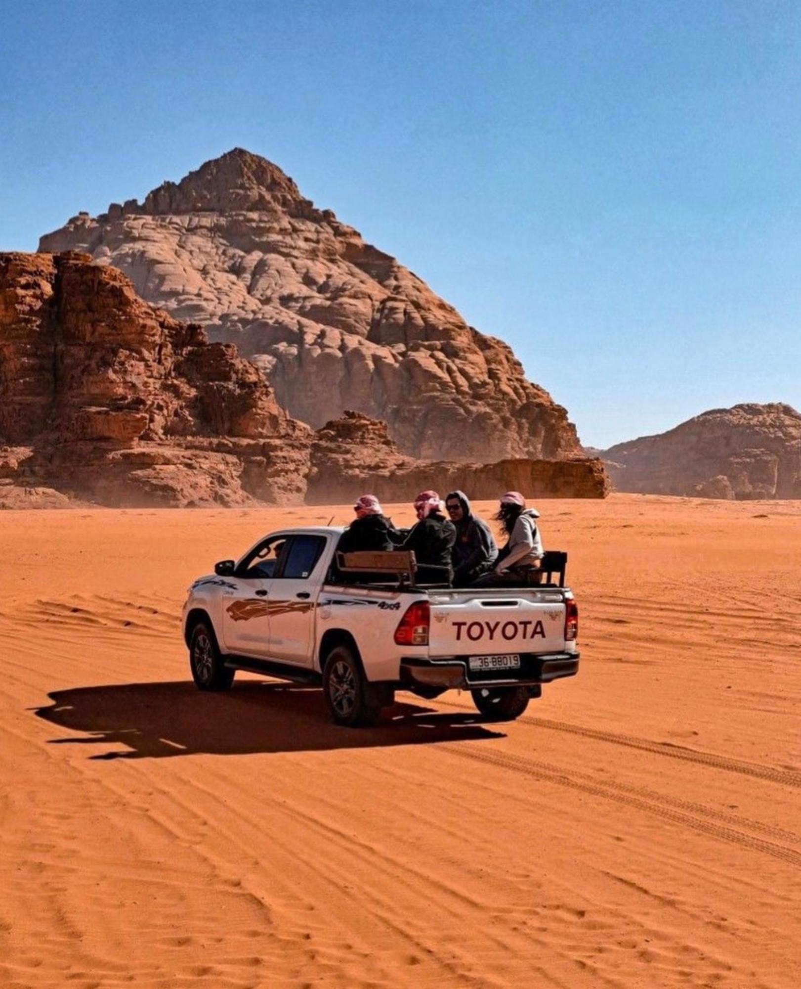 Rum Solaris Bubbles Camp Wadi Rum Exterior foto